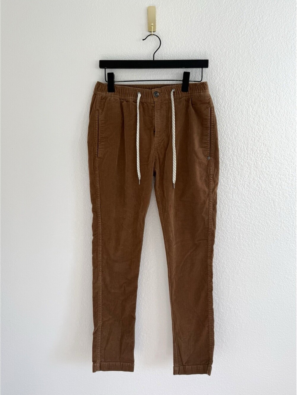 Vuori Optimist Pants Mens Large 30x30 Brown Corduroy Drawstrings Stretch Logo